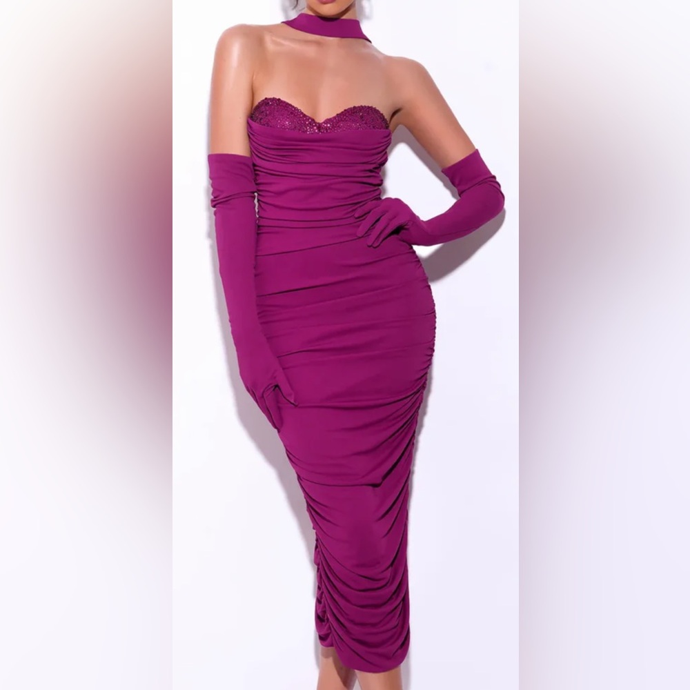 Chic Fuchsia Dress